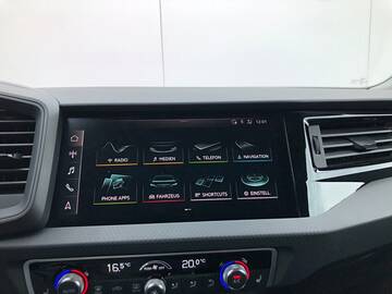 Audi A1 Sportback 30 TFSI  S line LED PDC LM