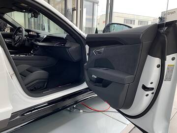 Audi e-tron GT RS HeadUp Navi LED Kamera PDC LM