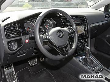 VW Golf Variant Comfortlie 1.5 TSI Sitzheizung Navi LED Einparkhilfe 7-Gang DSG